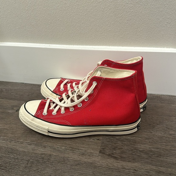 Converse Chuck Taylor High Red - Picture 2 of 4